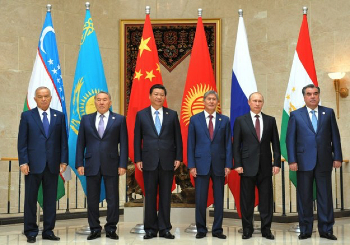 Les projets de la Russie et de la Chine en Asie centrale. Coopération – CompétitionCahier Thucydide n° 17