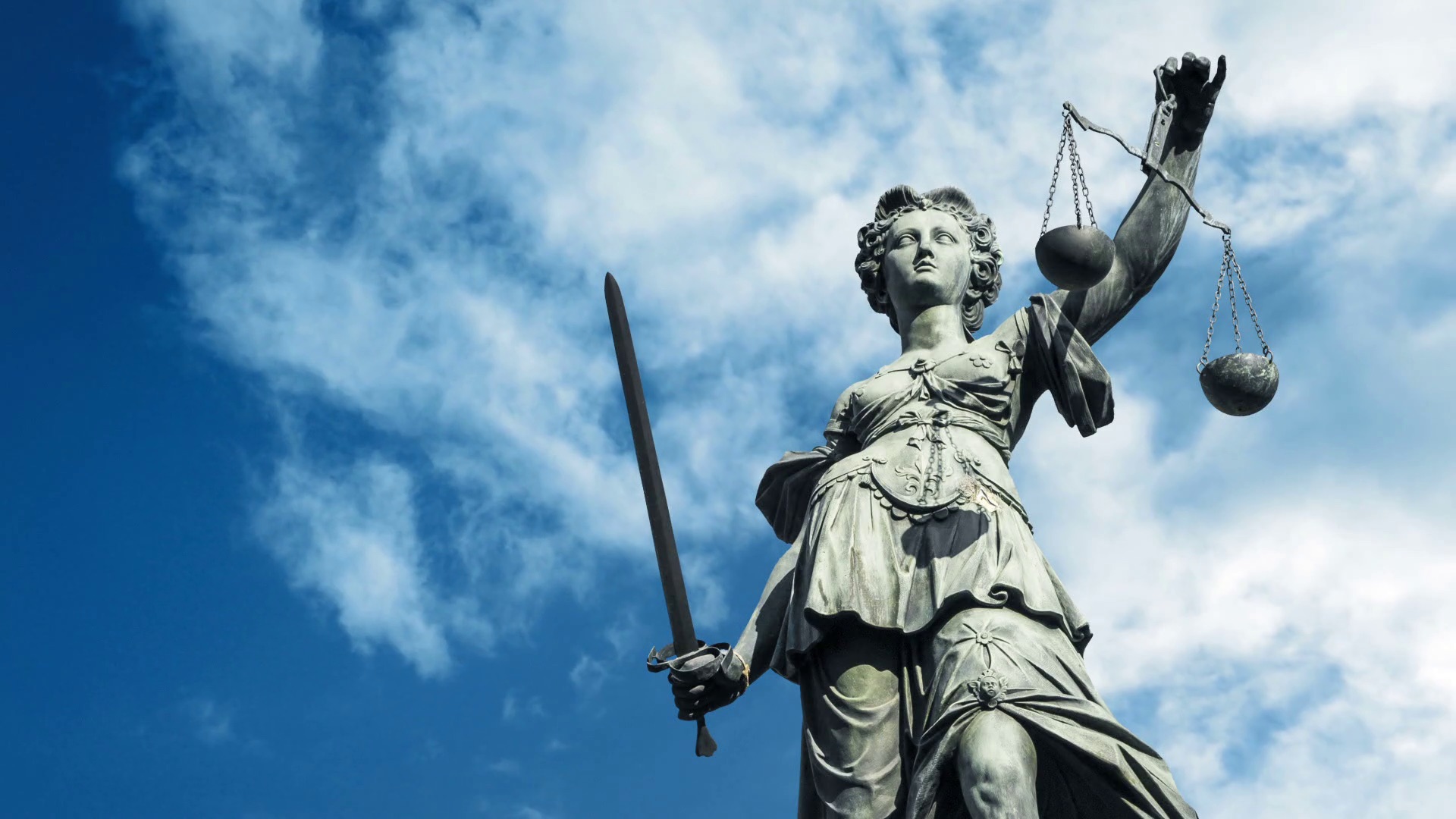 Droits de l’homme, droits humains ?
