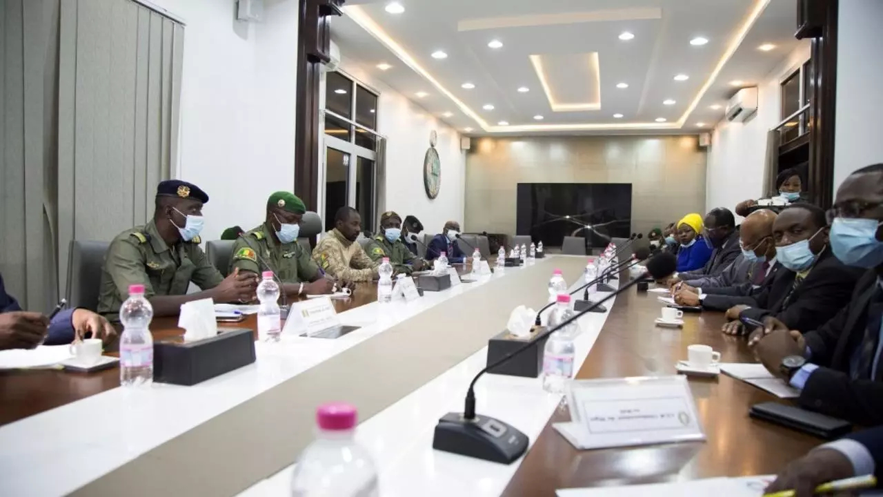 ThucyBlog n° 75 – L’imbroglio de la sortie de crise politique au Mali